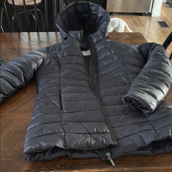 Girls Black Puffer Jacket - Picture 3 of 4